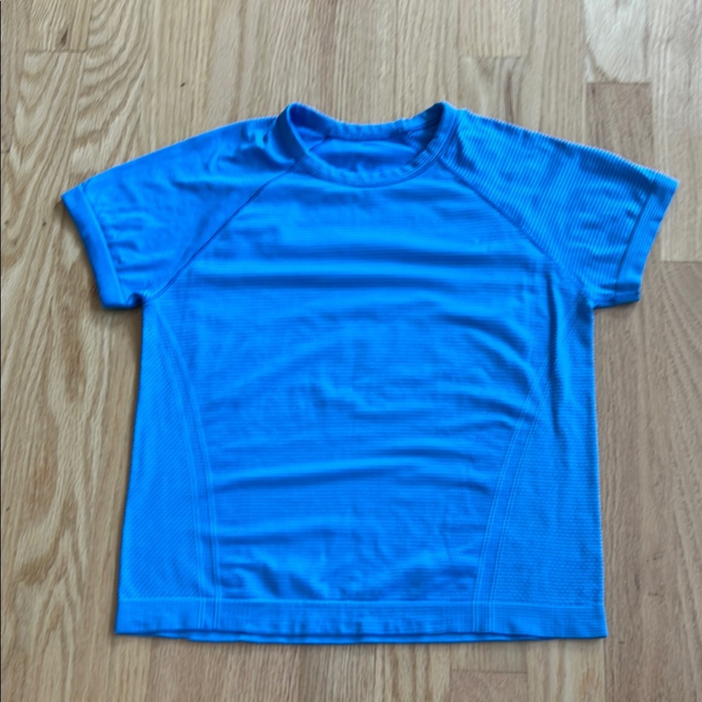 Athleta Kids Blue Short Sleeve Tee